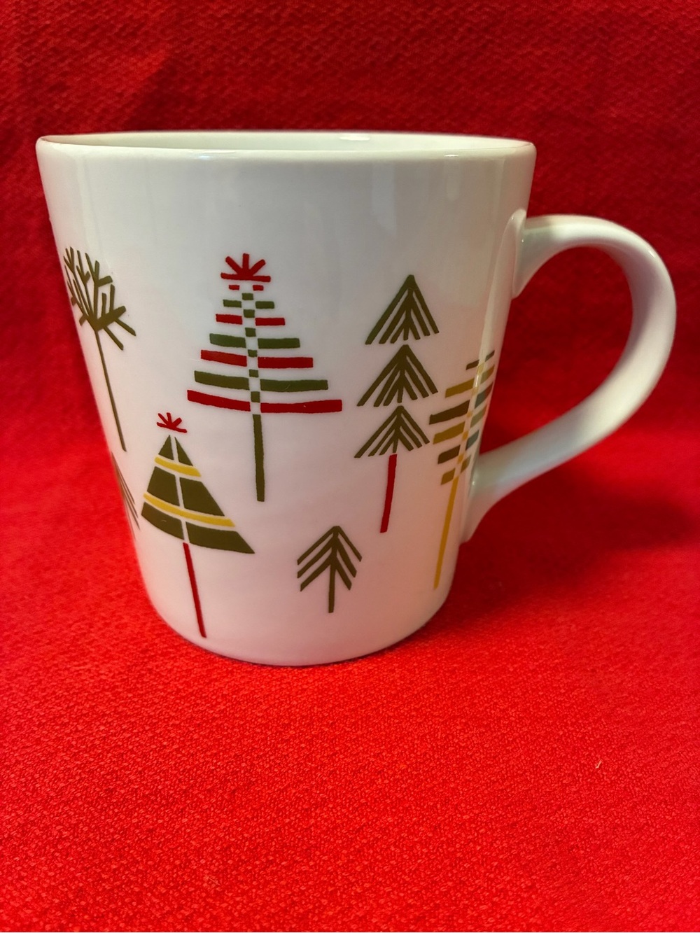 NWT Crate & Barrel Julia Rothman Yule Tree Mug New Christmas